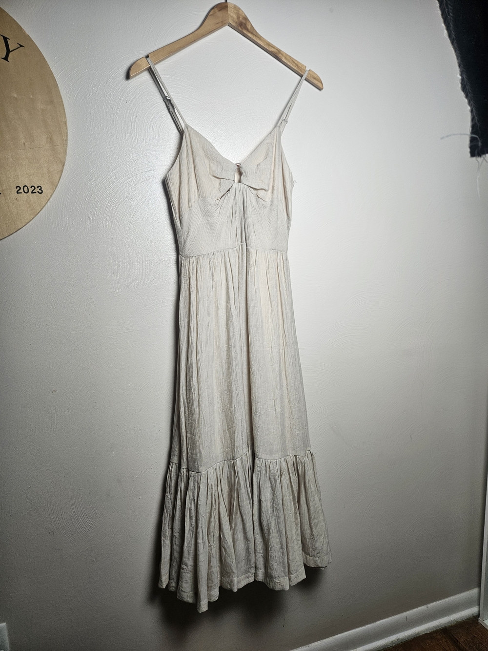 Petal & Pup Cream Maxi Dress with Tie Front - Picture 2 of 9